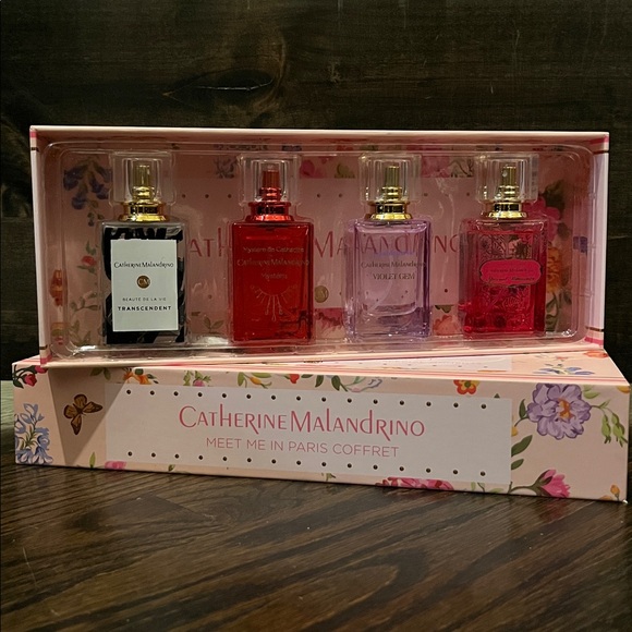 NIB Catherine Malandrino Floral Fragrance Set - Picture 2 of 8
